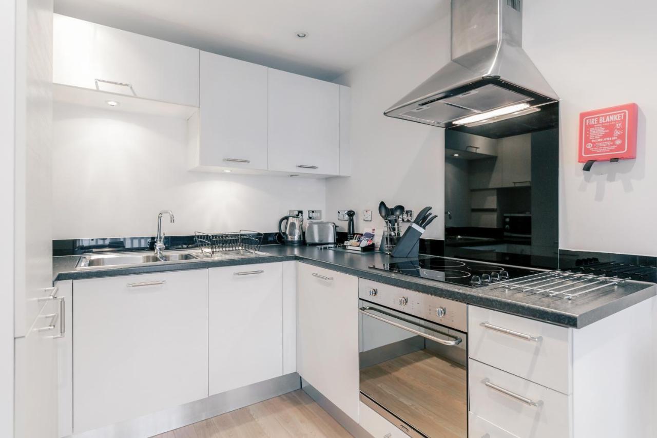 Roomspace Serviced Apartments - Capitol Square Epsom Rum bild