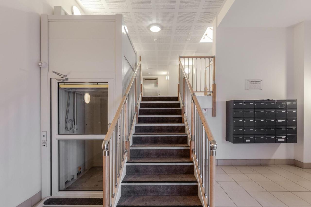 Roomspace Serviced Apartments - Capitol Square Epsom Exteriör bild